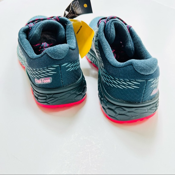 New Balance Trail Shoes - Picture 4 of 7